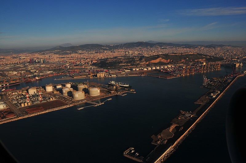 feb 19 7154 barcelona harbor