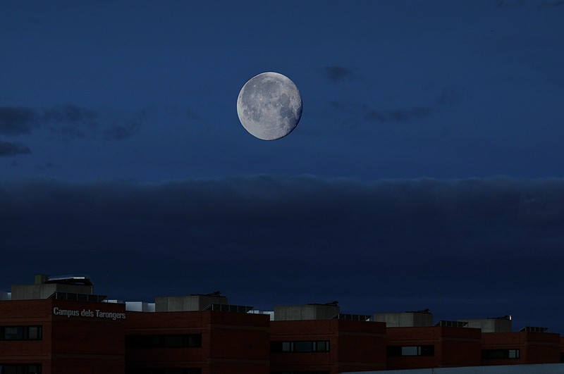 feb 20 7185 moon over politechnica