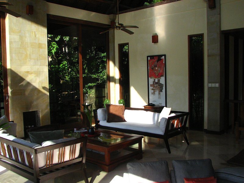 jul 27 4456 living room
