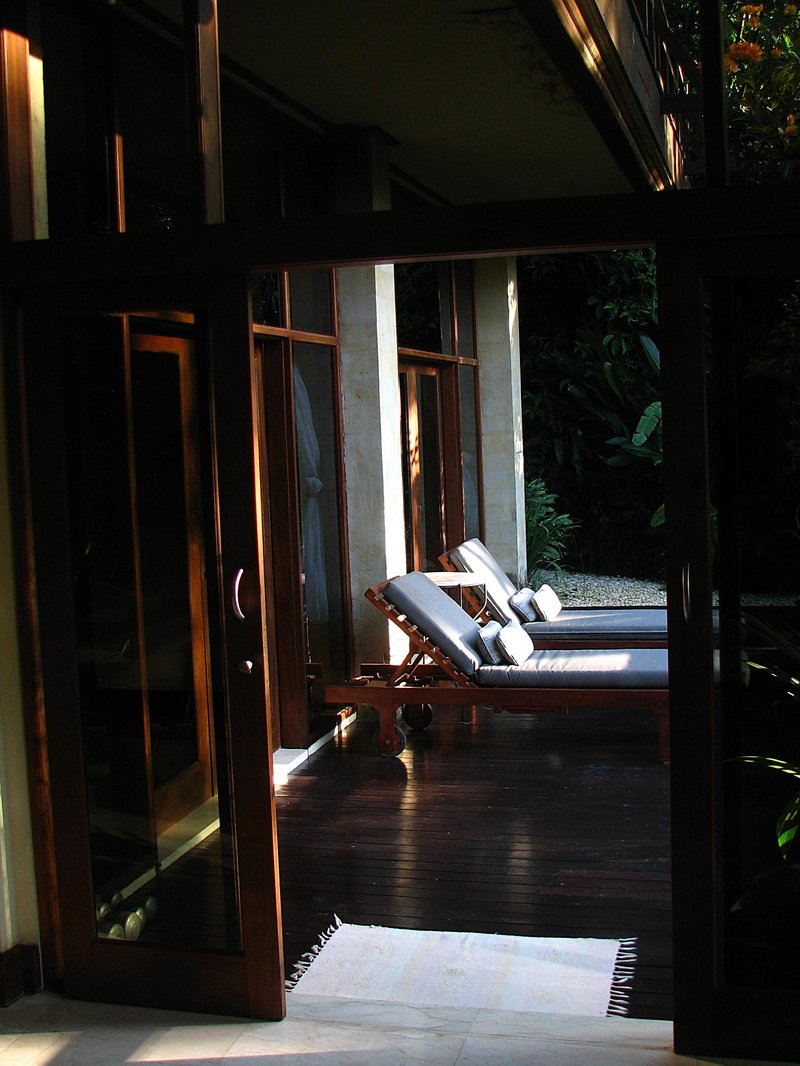 jul 30 5832 morning porch