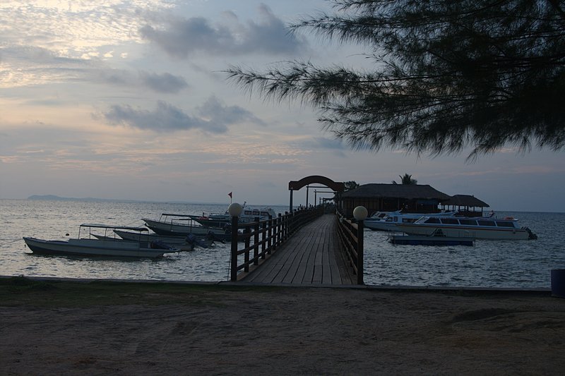 may 03 3614 sun moon pier